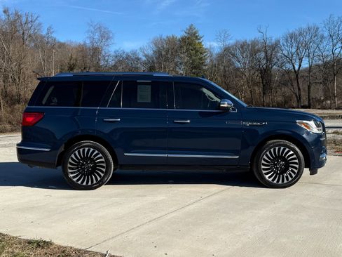 Used 2018 Lincoln Navigator Black Label w/ Cargo Package image 7