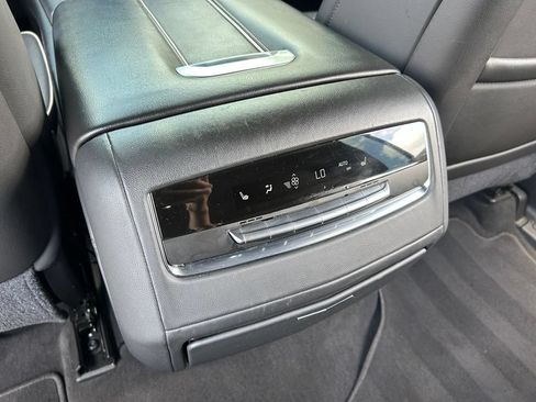 Used 2021 Cadillac Escalade ESV Premium Luxury w/ Performance Package RWD image 43