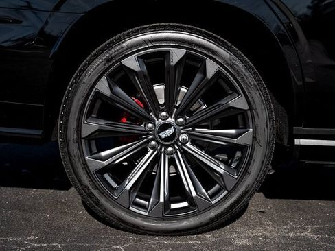 Used 2025 Cadillac Escalade V image 14