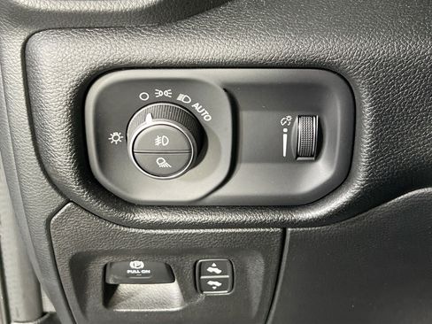 Used 2022 RAM 1500 Big Horn image 10