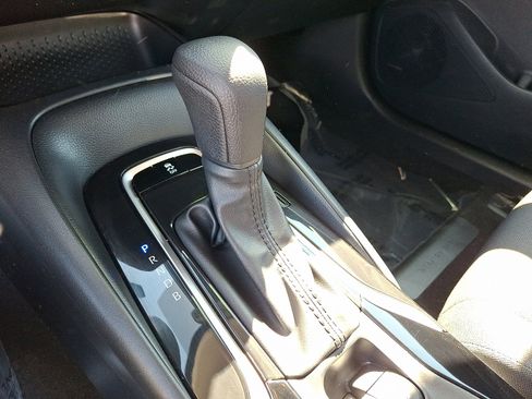 Certified 2022 Toyota Corolla LE image 15