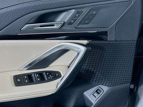 Used 2025 BMW X2 xDrive28i image 15