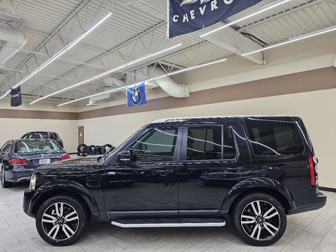 Used 2016 Land Rover LR4 HSE LUX AWD/4WD image 9