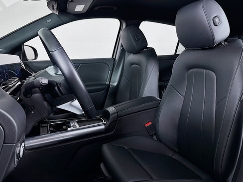 Certified 2025 Mercedes-Benz GLA 250 GLA 250 image 18