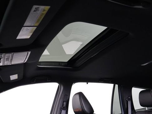 Used 2022 Honda Pilot TrailSport image 23