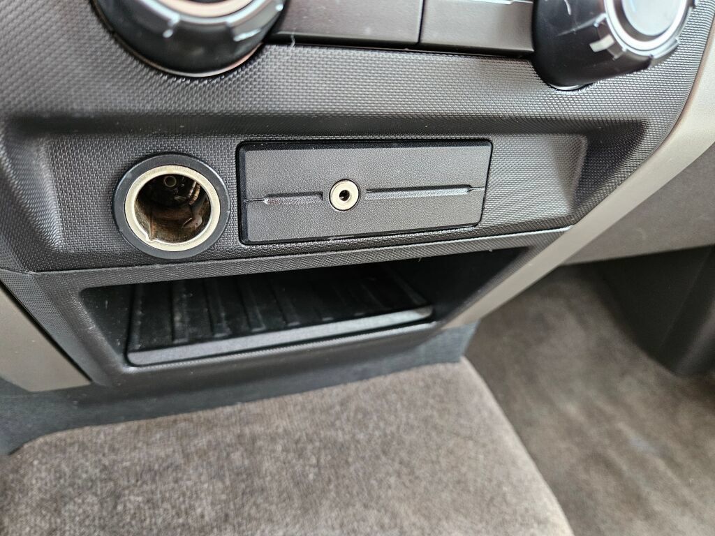 Used 2010 Ford F150 XLT AWD/4WD image 27