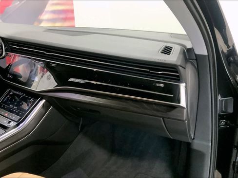 Used 2022 Audi Q7 Premium Plus image 20