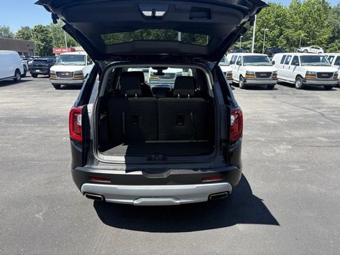 Certified 2023 GMC Acadia SLE image 36