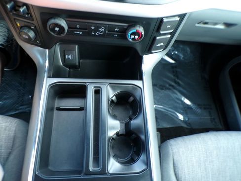 Used 2022 Ford F150 XLT w/ Trailer Tow Package image 25