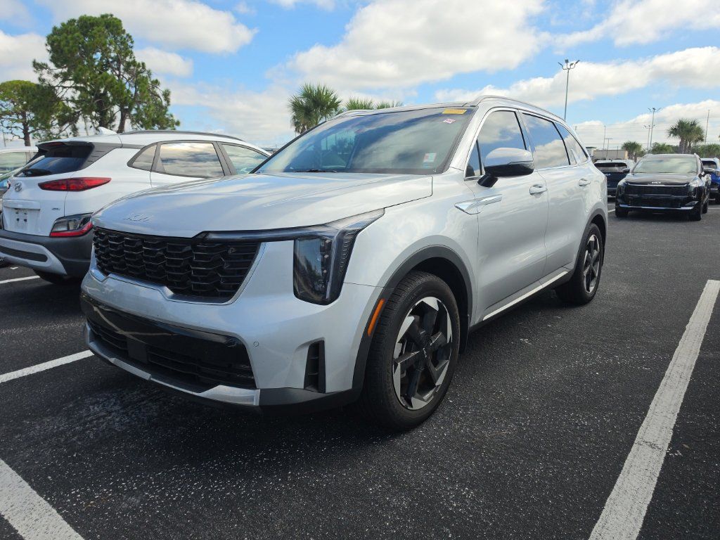 Certified 2025 Kia Sorento EX w/ EX Panoramic Sunroof Package AWD/4WD image 6