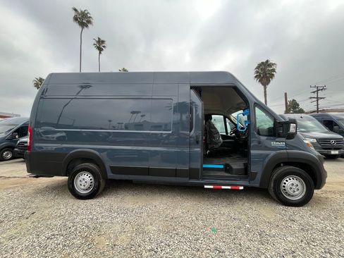 Used 2024 RAM ProMaster 3500 image 5
