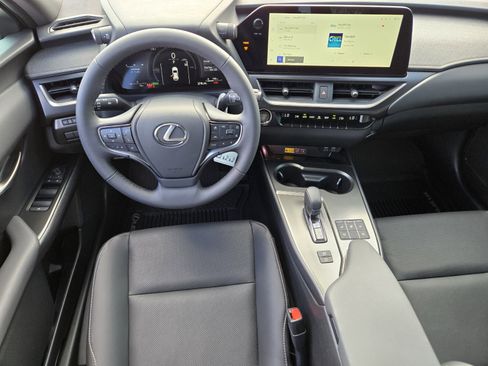 New 2026 Lexus UX 300h AWD image 9