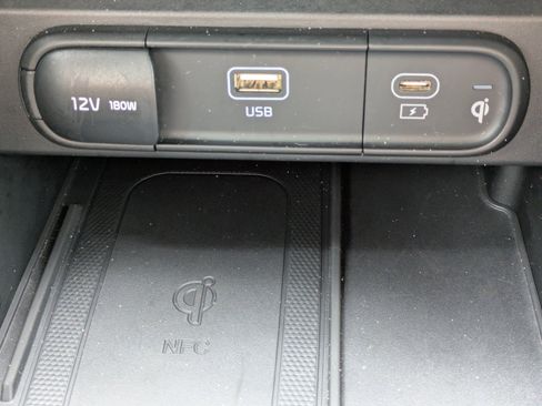 Certified 2023 Kia Telluride SX Prestige AWD/4WD image 28