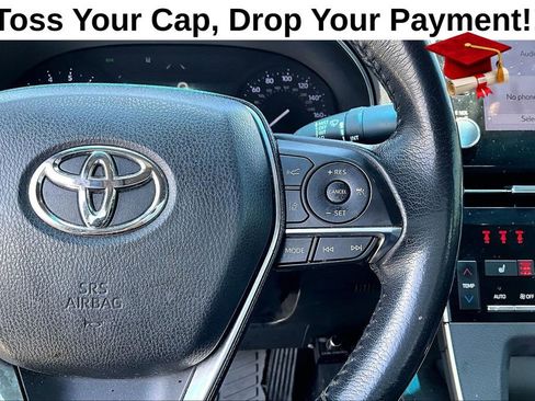 Used 2019 Toyota Avalon XLE w/ Moonroof Package FWD image 26