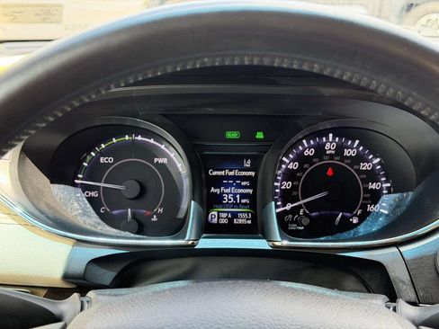 Used 2017 Toyota Avalon Limited w/ Carpet Mat Package FWD image 11