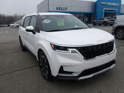 Used 2023 Kia Carnival EX