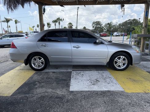 Used 2007 Honda Accord SE image 4