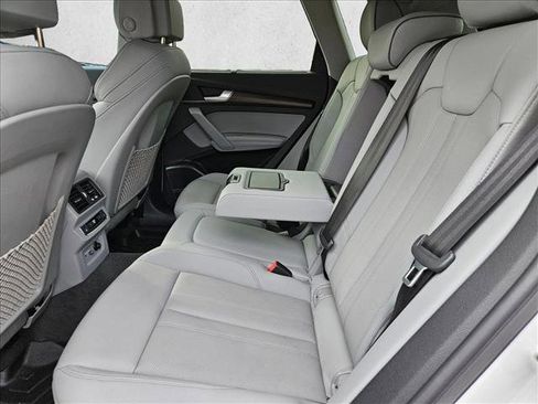 Used 2023 Audi Q5 2.0T Prestige w/ Prestige Package image 20