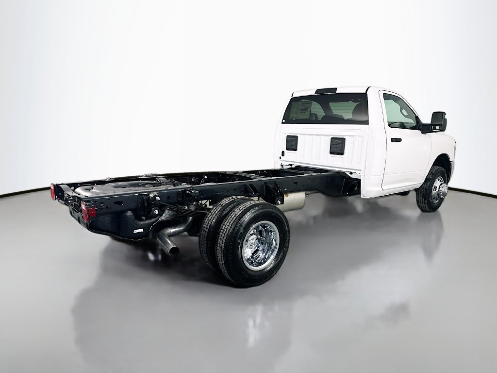 New 2026 RAM 3500 Tradesman w/ Chrome Appearance Group A RWD image 7