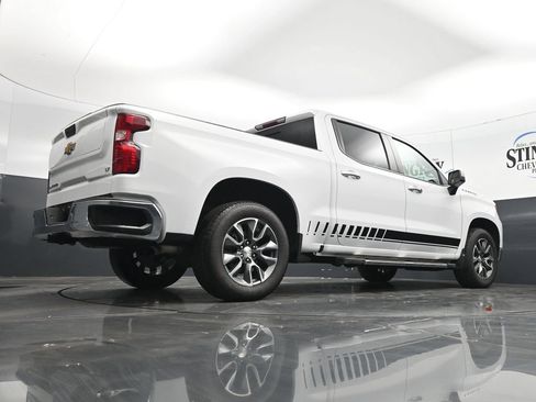 Used 2022 Chevrolet Silverado 1500 LT w/ All Star Edition Plus RWD image 32