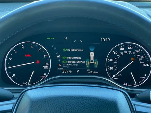 Used 2021 Toyota Avalon Limited image 22