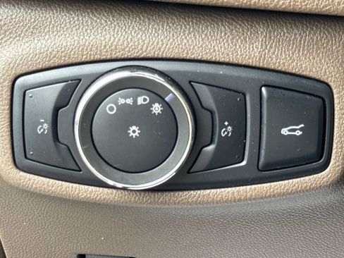 Used 2016 Lincoln MKC Reserve w/ Lincoln MKC Climate Package AWD/4WD image 33