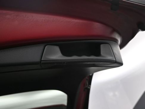 Used 2019 Toyota RAV4 LE w/ Carpet Mat Package image 16