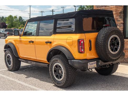 Used 2022 Ford Bronco Badlands w/ Sasquatch Package AWD/4WD image 5