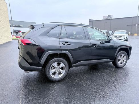 Used 2025 Toyota RAV4 XLE FWD image 5