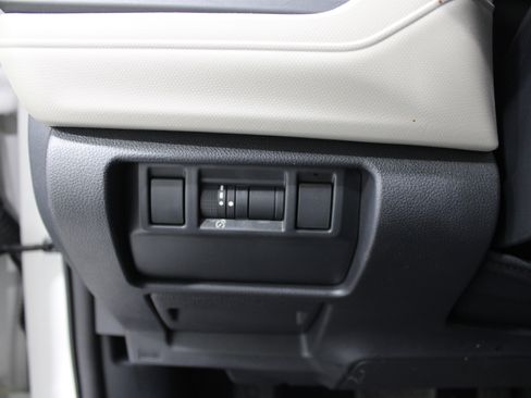 Certified 2025 Subaru Forester w/ Convenience Package #1 image 8