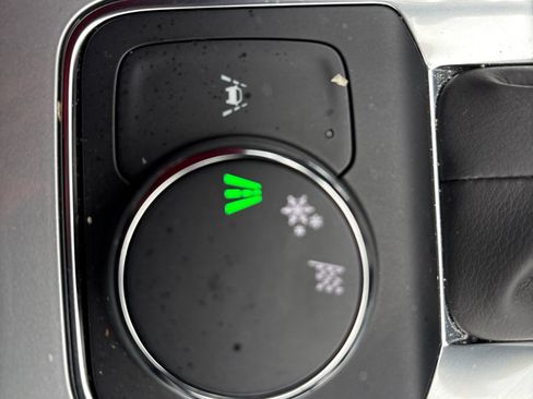 Used 2024 Chevrolet Blazer LT w/ Convenience Package image 13