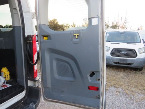 Used 2017 Ford Transit 350 XLT RWD image 25