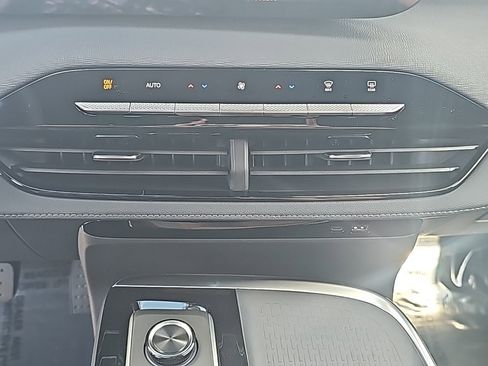 New 2026 Buick Enclave Sport Touring w/ Power Package image 29