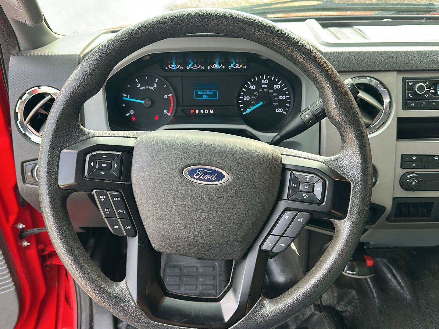 Used 2025 Ford F650 2WD Crew Cab Super Duty image 16