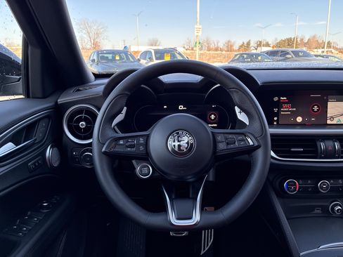 New 2026 Alfa Romeo Stelvio Sprint image 12