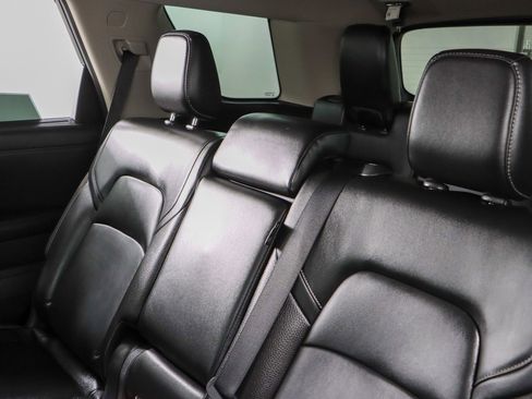 Used 2023 Nissan Pathfinder SL w/ Lighting Package (N92) image 24