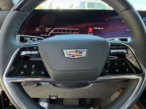 Used 2026 Cadillac Escalade Platinum Sport w/ LPO, ONYX Package image 53