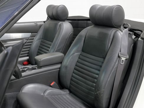 Used 2002 Ford Thunderbird image 88