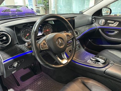 Used 2018 Mercedes-Benz E 300 4MATIC image 37