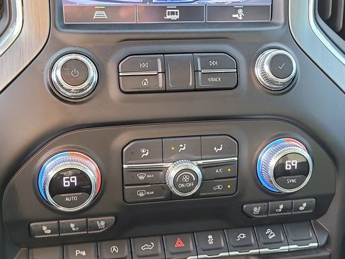 Used 2021 GMC Sierra 1500 Denali image 24
