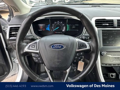 Used 2014 Ford Fusion SE image 15