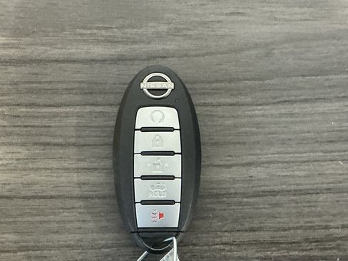 Used 2025 Nissan Altima 2.5 S image 24