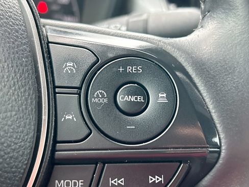 Used 2024 Toyota Corolla SE FWD image 17