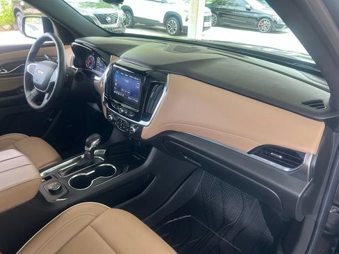 Used 2023 Chevrolet Traverse Premier w/ LPO, Floor Liner Package AWD/4WD image 22