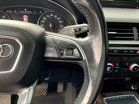 Used 2017 Audi Q7 3.0T Premium image 22