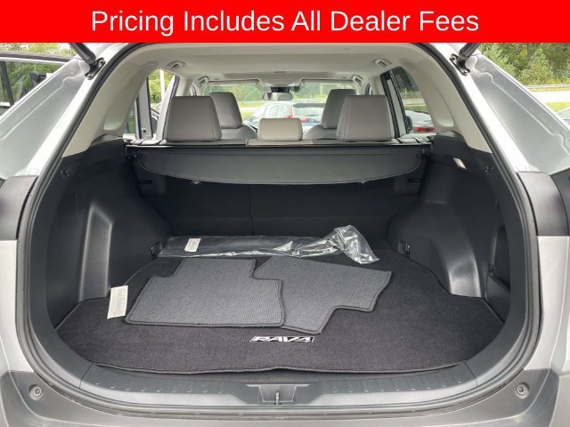 Used 2023 Toyota RAV4 XLE Premium AWD/4WD image 11