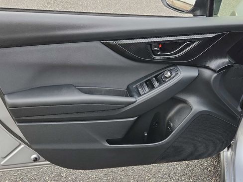 Used 2023 Subaru Crosstrek 2.0i Premium image 12