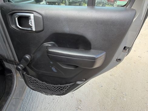 Used 2023 Jeep Wrangler Unlimited Sport AWD/4WD image 20