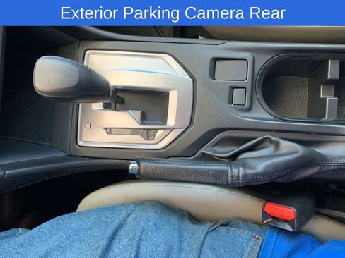 Certified 2022 Subaru Impreza 2.0i image 9