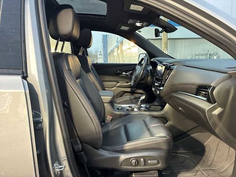 Certified 2023 Chevrolet Traverse RS image 29